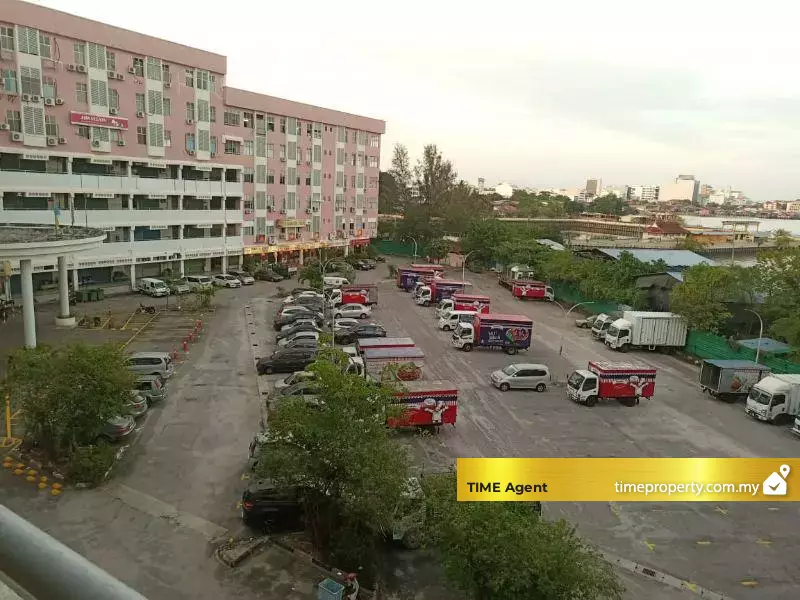 Gat Lebuh Macalum, Harbor Trade Center — photo 4