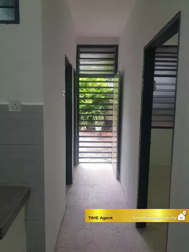 Taman Lip Sin — photo 4
