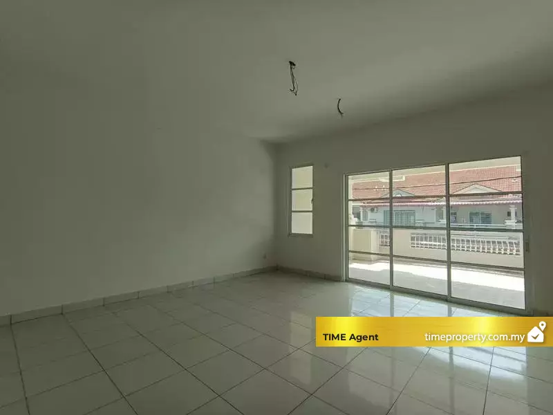 Taman Saujana Permai — photo 1