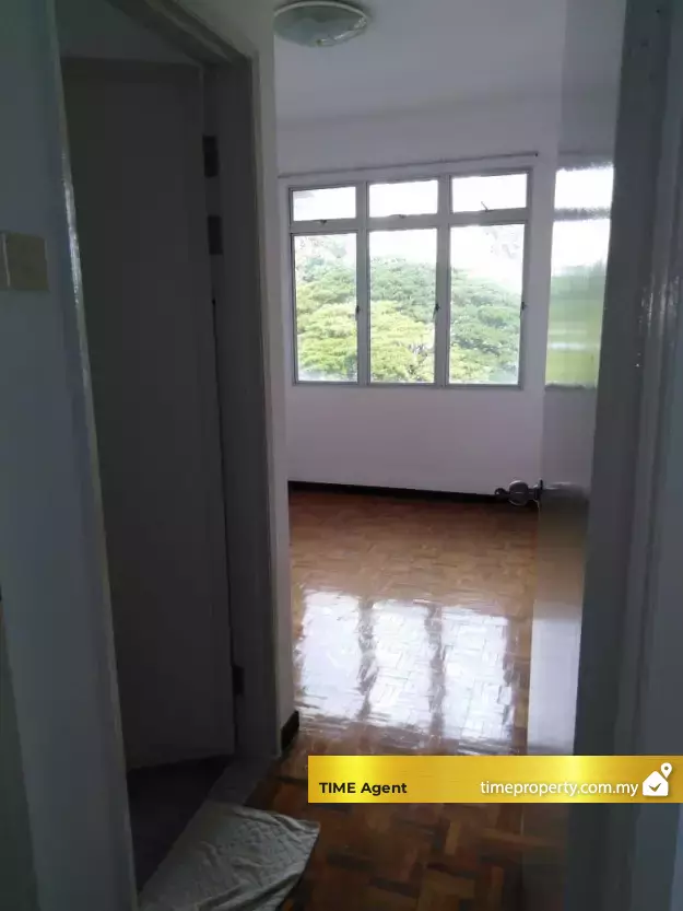 Azuria Condominium — photo 1