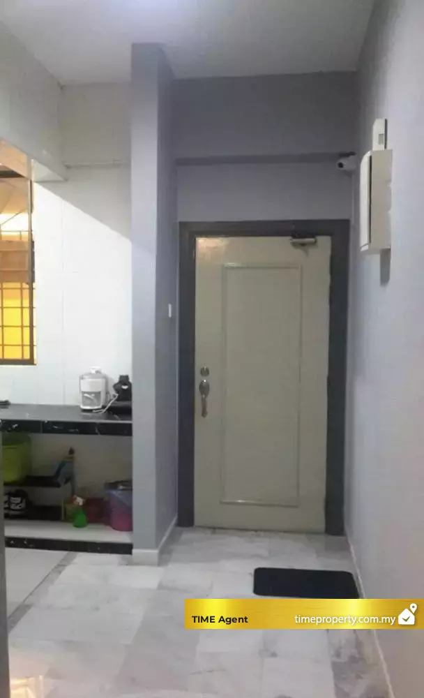 Golden City Condominium — photo 5