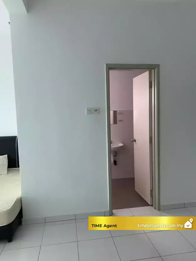 1-World Residence @ One World Residence — photo 2