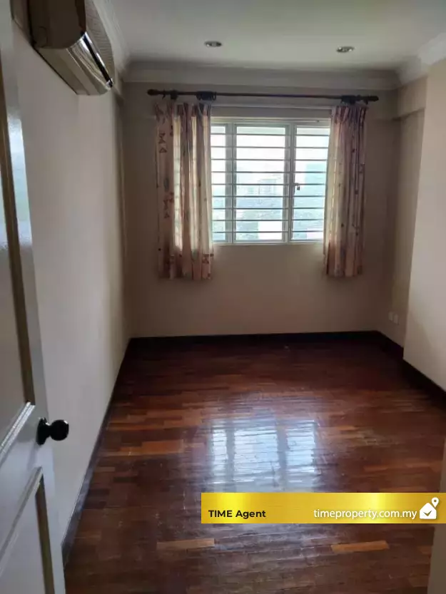 Prima Duta Condominium — photo 4