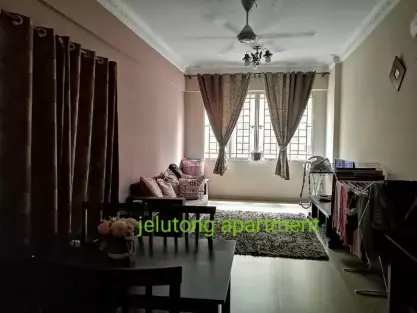 Jelutong Apartment