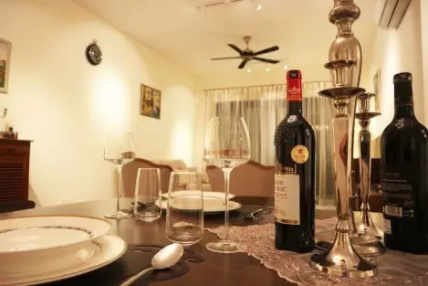 Mira Residence