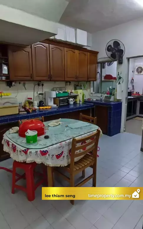 Property Photo 3