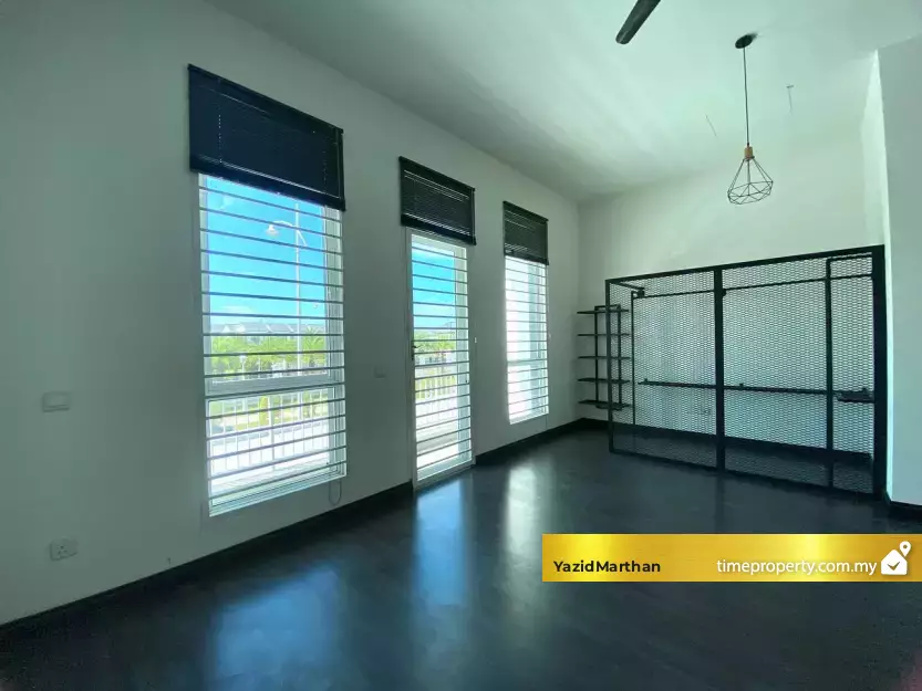 Property Photo 18