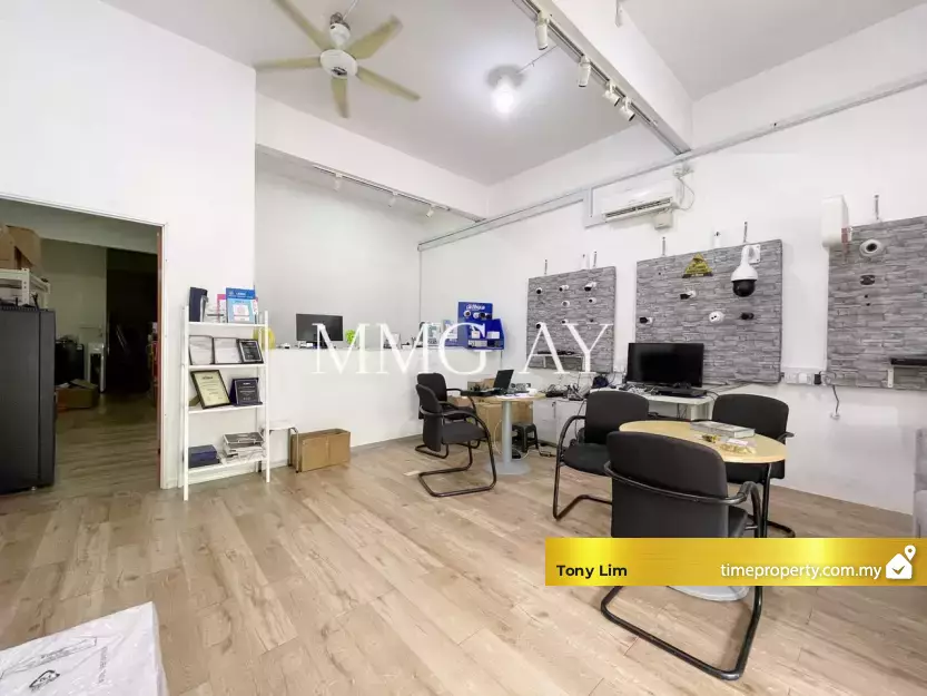 Property Photo 1