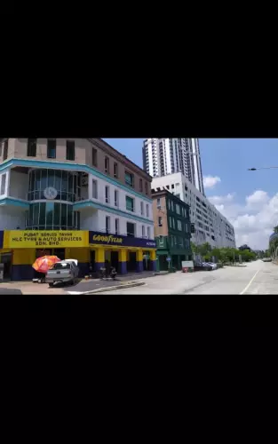 The Strand 