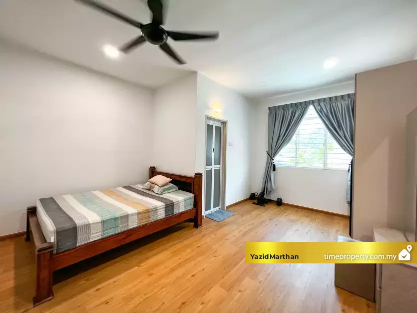 Property Photo 23