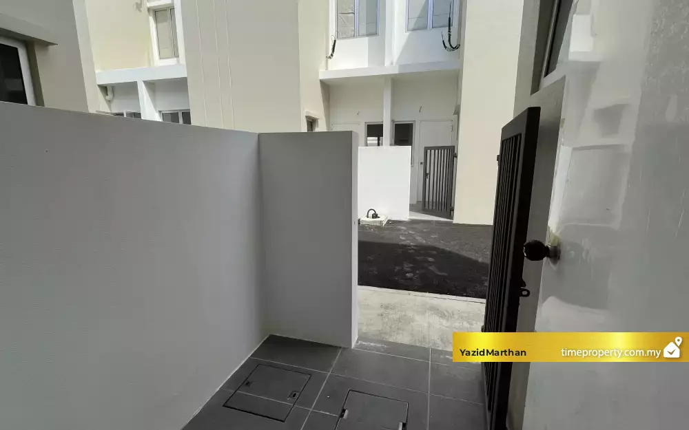 Property Photo 18