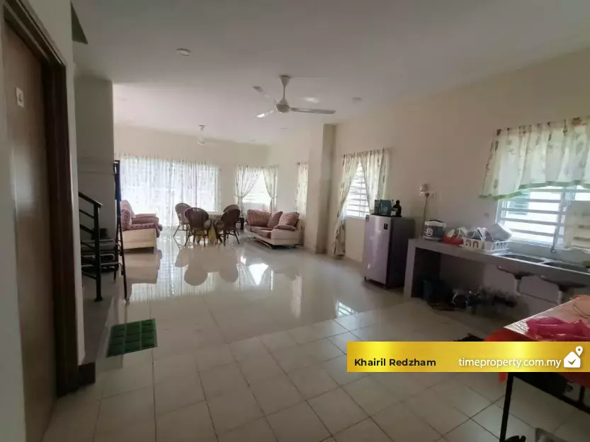 Property Photo 3