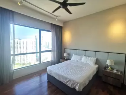 Straits Residences