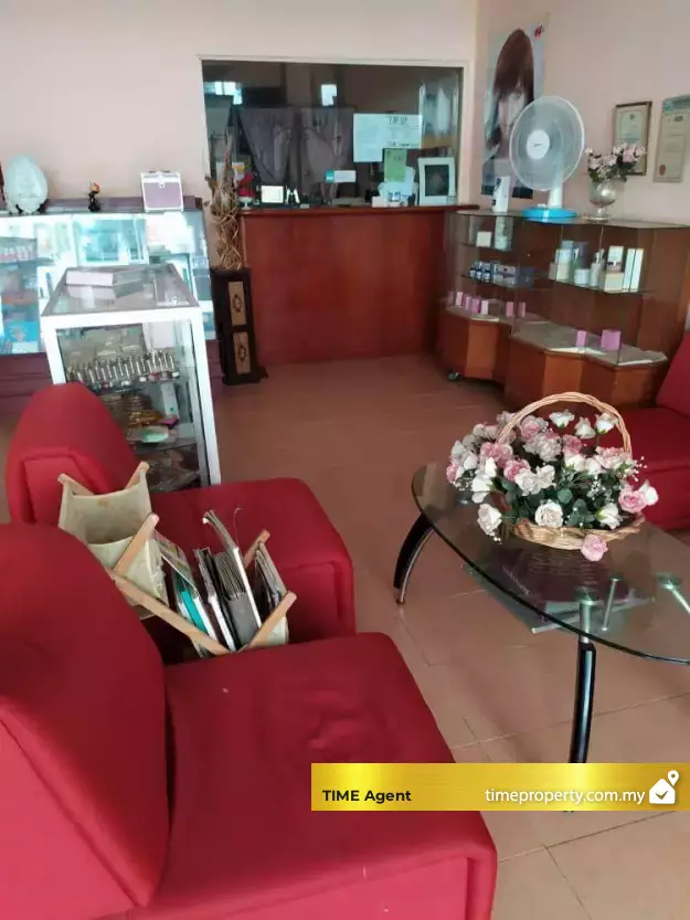 Jalan Mulia 3/1, Taman Mulia Jaya — photo 1