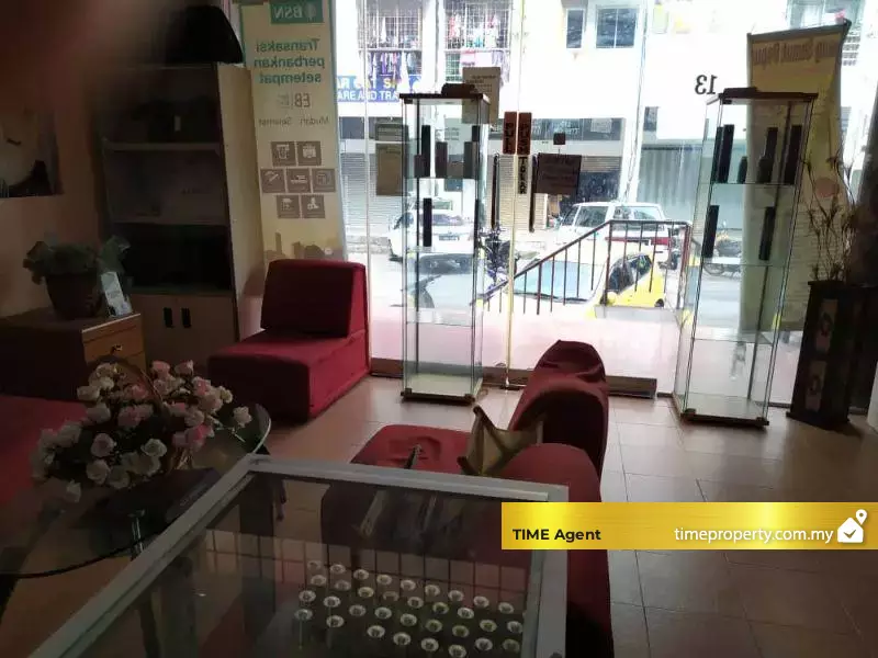 Jalan Mulia 3/1, Taman Mulia Jaya — photo 2