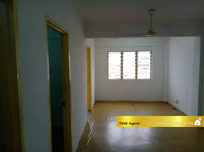 Flat Taman Tun Teja (Dahlia &amp; Cempaka) — photo 3