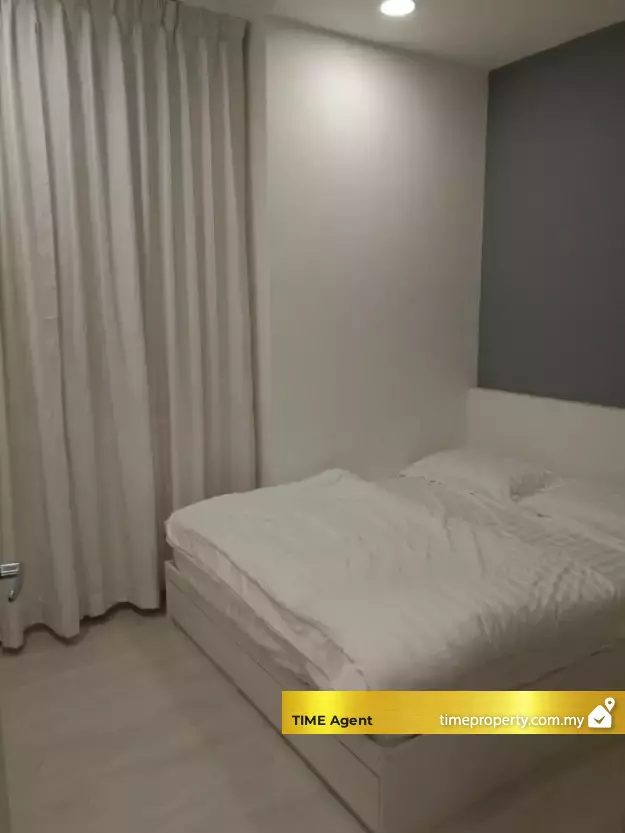 Straits Garden Suite (Block 349A1 &amp; 349A2) — photo 2