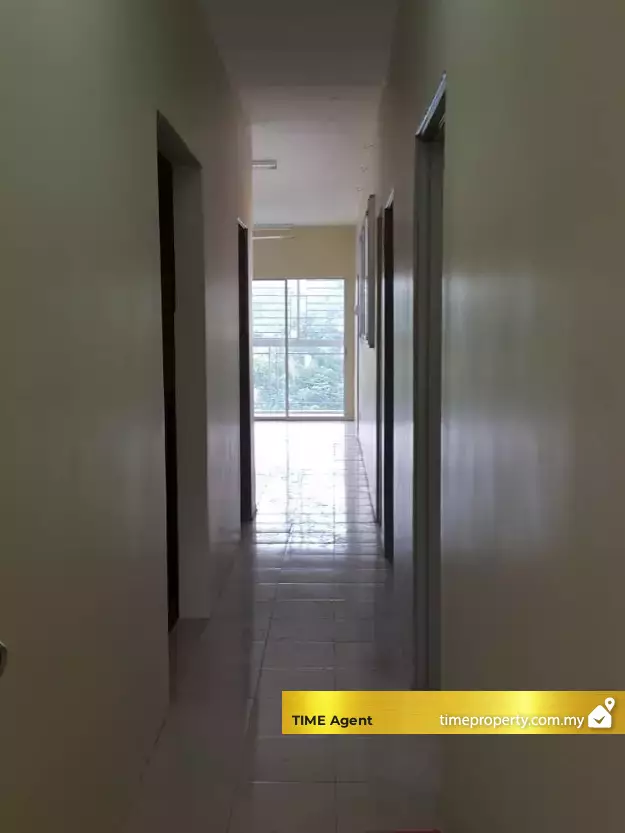 Residensi Bistaria — photo 1