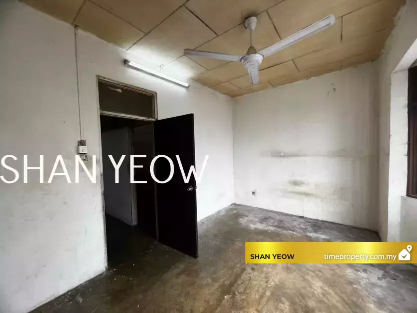 Property Photo 1