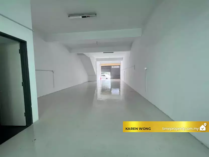 GROUND FLOOR SHOPLOT for Rent — photo 2