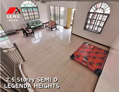 2.5 Storey SEMI DETACHED House