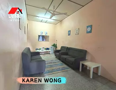 Extended Backyard Terrace House @ TAMAN MEWAH