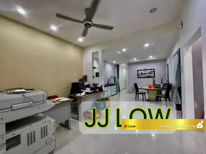 Property Photo 1