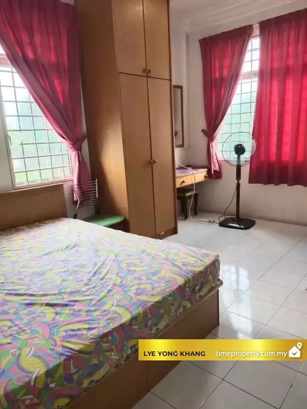 Property Photo 3