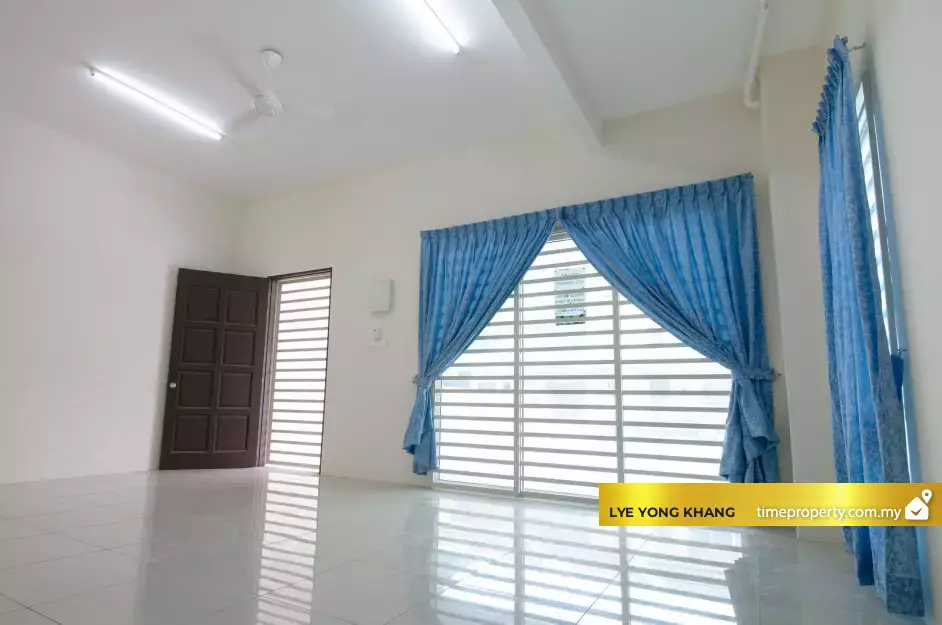 Property Photo 3