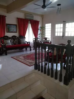 Bandar Tun Hussein Onn