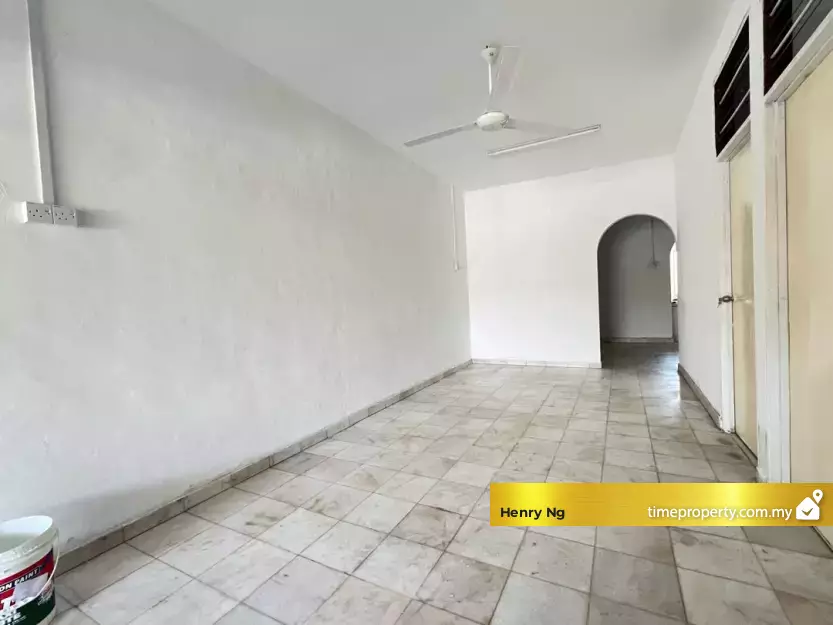 Property Photo 3