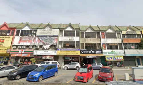 【Main Road】Taman Sejati Indah 3 Stry 1st Floor Shop Lot For Rent