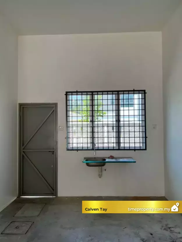 【Bukit Banyan】Ground Floor Banyan Square 2Stry Shop Lot for Rent — photo 4