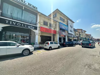 Lagenda Heights 3 Stry Shoplot For Sale Near Bank