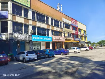 Taman Ria Indah Shoplot Facing Road 2nd Floor For Rent
