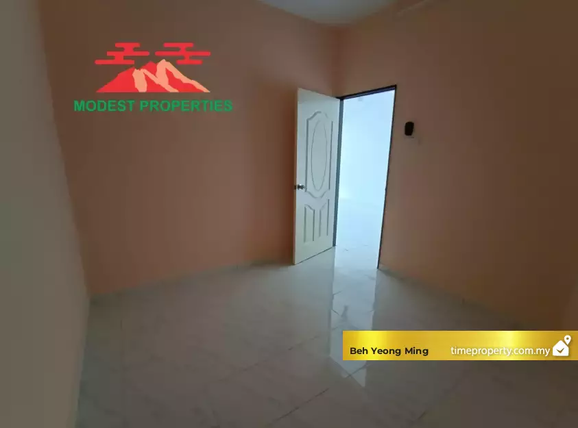 (Facing Padang )1 Storey Trrce Tmn Mahsuri Padang Serai For Rent — photo 4