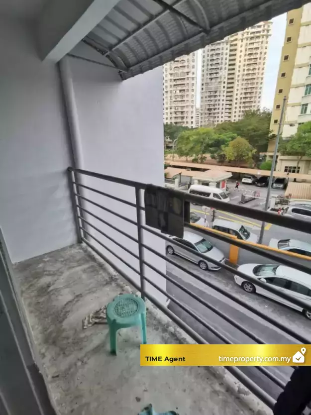 Flat Taman Lip Sin (Block 1, 3 &amp; 5) — photo 4