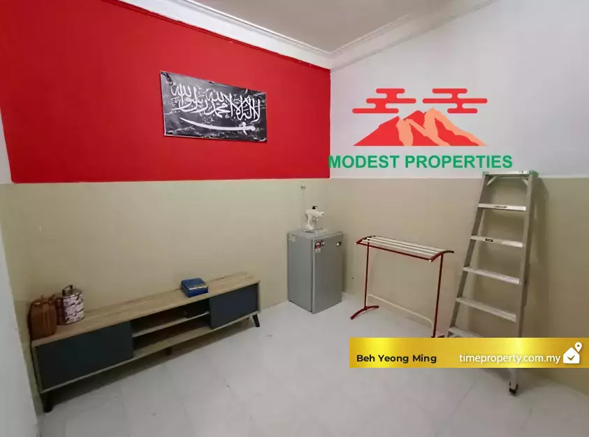 Property Photo 3