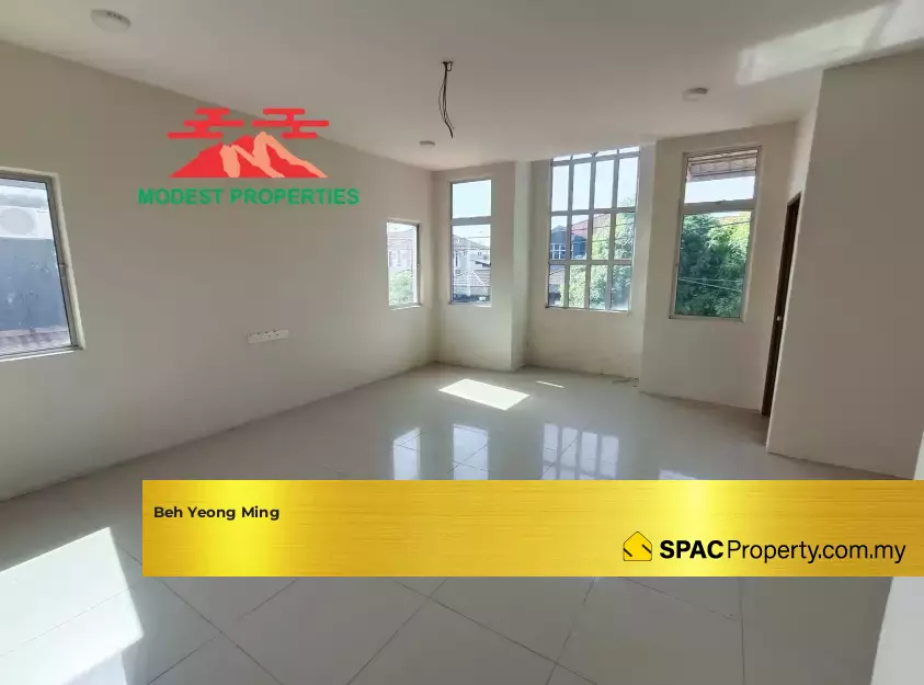 Property Photo 9
