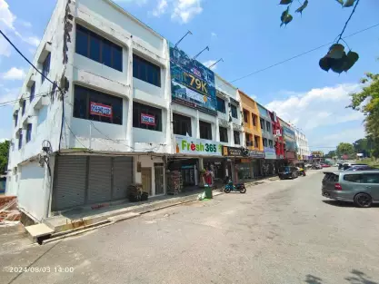 Gurun Facing Road Near With Bank Ground Floor Shoplot For Rent