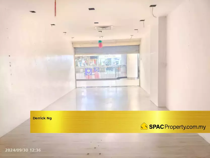 Central Square 1st Floor Retail Space With Maintanende Fee + Sinking Fund For Rent — photo 4
