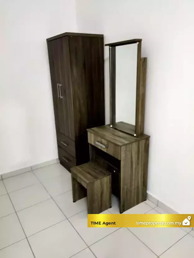 1-World Residence @ One World Residence — photo 1