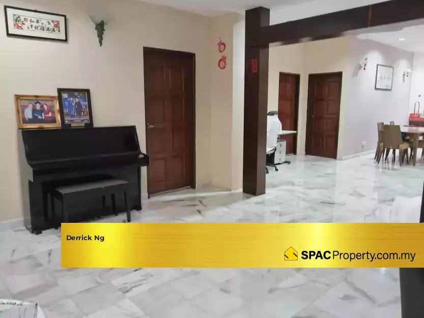 Property Photo 3