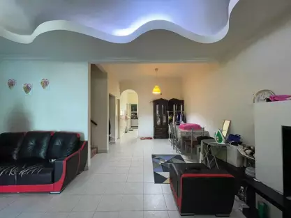 Lagenda Heights 2.5 Stry Terrace House Legenda Heights