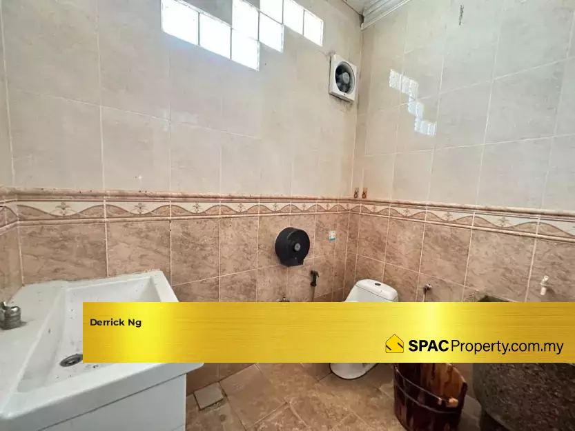 Property Photo 3