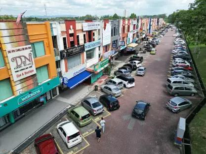 Taman Tuanku Haminah Facing Road 3 Stry Shoplot For Sale