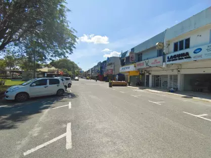 Jalan Anak Bukit Pekan Pumpong Facing Road Ground Floor Shoplot For Rent