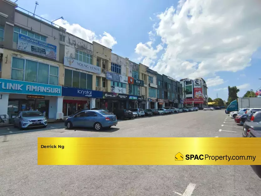 Taman Gunung Indah Facing Road 1st Floor Office Renovation For Rent — photo 1