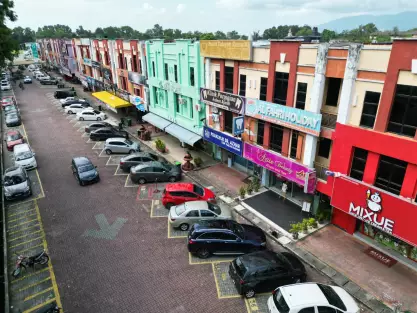 Taman Tuanku Haminah Facing Road 3 Stry Shoplot For Sale
