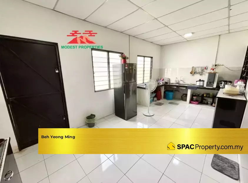Property Photo 5